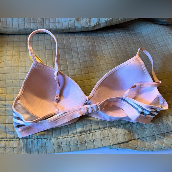 Bra - Picture 2 of 4